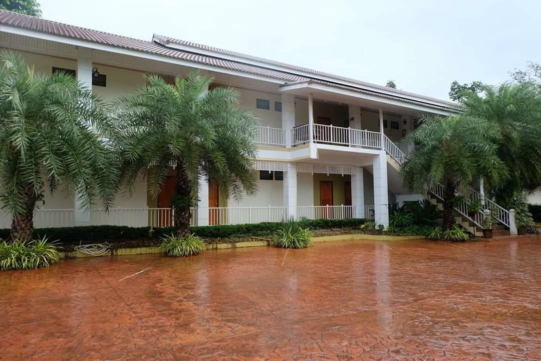 Wangka Resort Sangkhla Buri Exterior photo